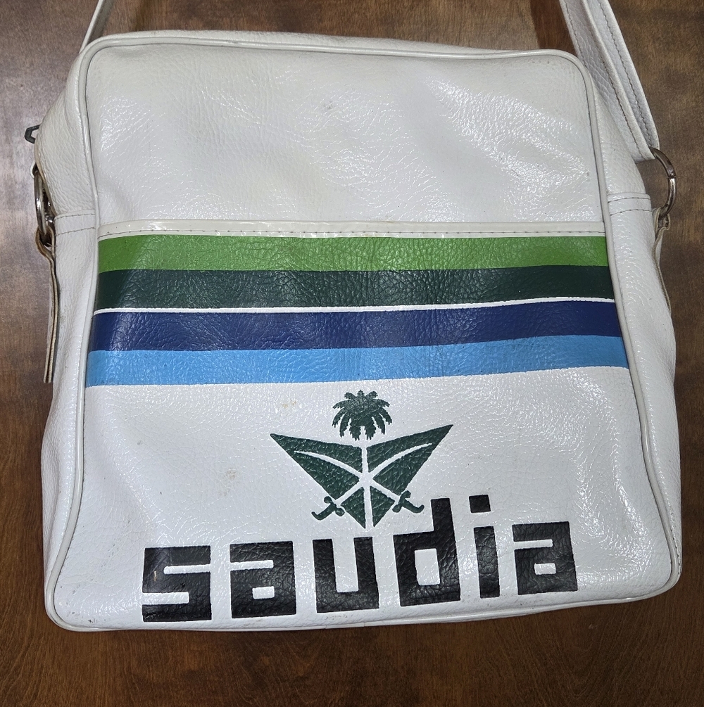 Vintage Saudi Arabian Airlines Flight Bag Saudia Logo Pilot, Steward Carry-On